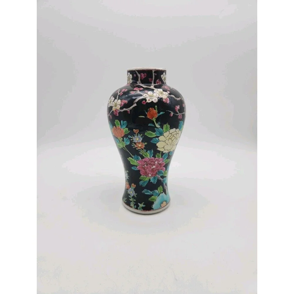 Vintage Japanese Famille Noire Porcelain Meiping Vase Tetsuka Arita Flower Peony